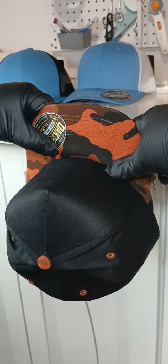 Crawfish hat video